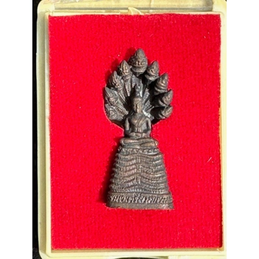 Thai Amulet : พระศรีสากะยะมุนีสิริปัญญาทศพลญาณ รุ่น 11 วัดป่าใหม่ อุดรธานี‎ 2555 - Picture 6 of 6